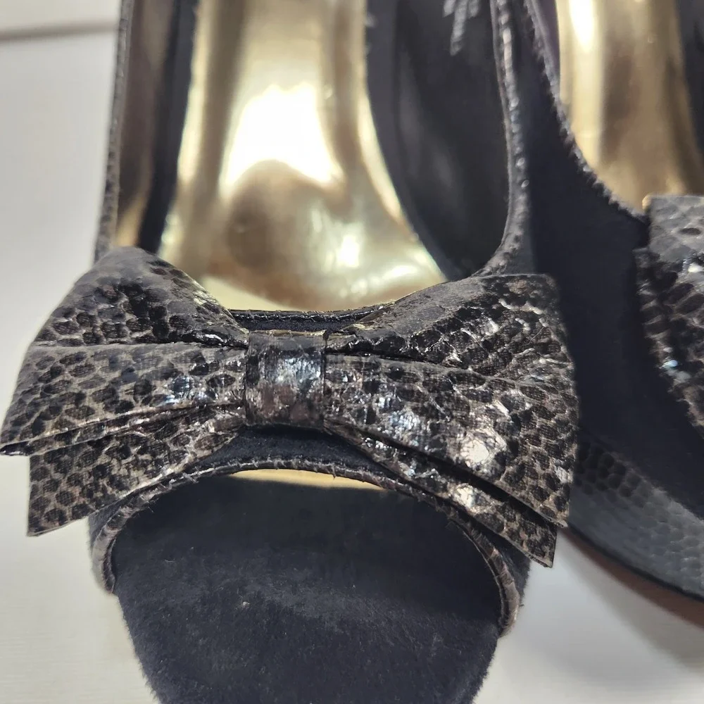 Madeline Girl Womens Heels Size 10M Black / Snakeskin Block Heel
